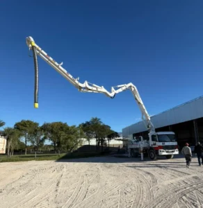 camion bomba pluma para hormigon, hormigonera Hormicor Corrientes